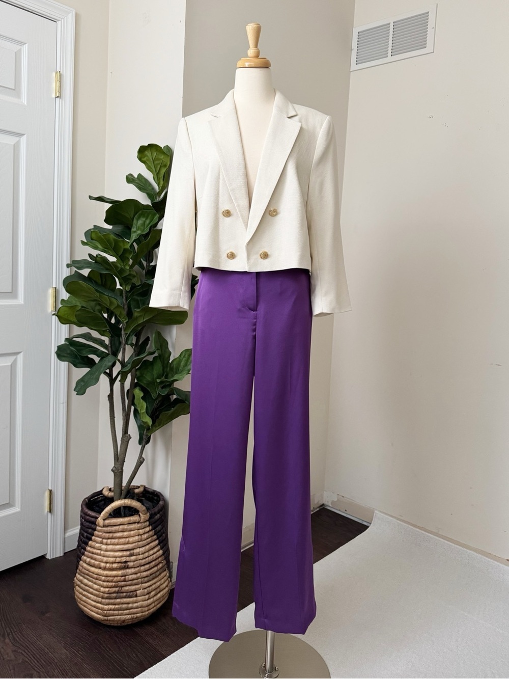 Wide leg purple satin pants - Picture 10 of 11